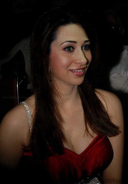 karisma kapoor sexy thighs  cleavage show page