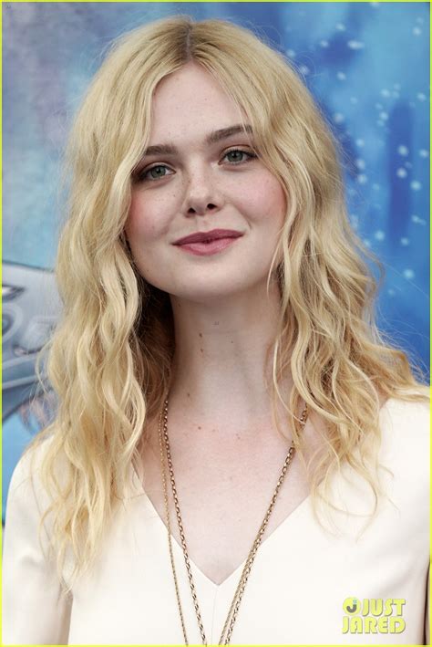 Elle Fanning To Be Honored At Foni Film Festival 2019