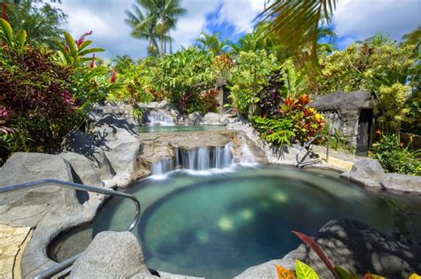 the best natural hot springs in costa rica