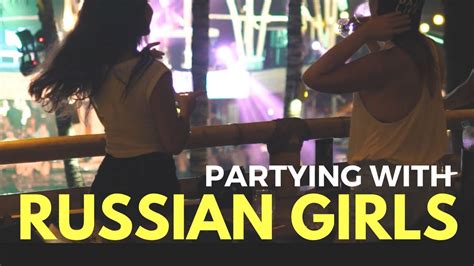 Partying With Russian Girls In Bali Finns Beach Canggu Youtube