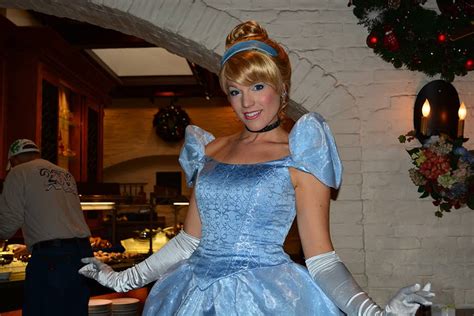 Cinderella’s Happily Ever After Dinner At 1900 Park Fare