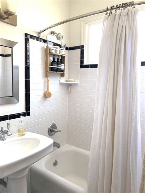 How To Make A Tiny Bathroom With Almost No Storage Feel