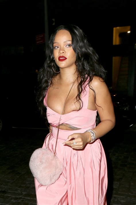 rihanna sexy the fappening 2014 2020 celebrity photo leaks