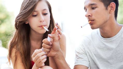 Powerful Anti Smoking Campaign Focuses On Teens Medical Bag