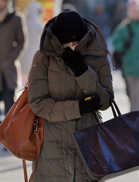 freezing temperatures in chicago 2014 pictures popsugar celebrity