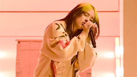 billie eilish cancels entire world     refunds radio