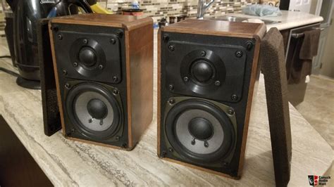 realistic minimus  woodys speakers  sale canuck audio mart