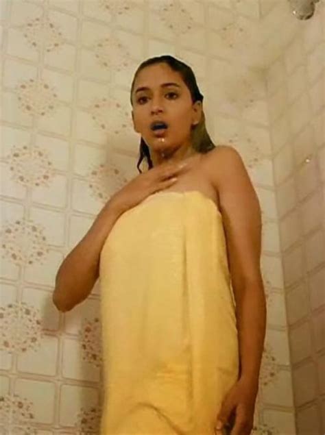 Bollywood Actress In Towel Hot Photos Katrina Sunny