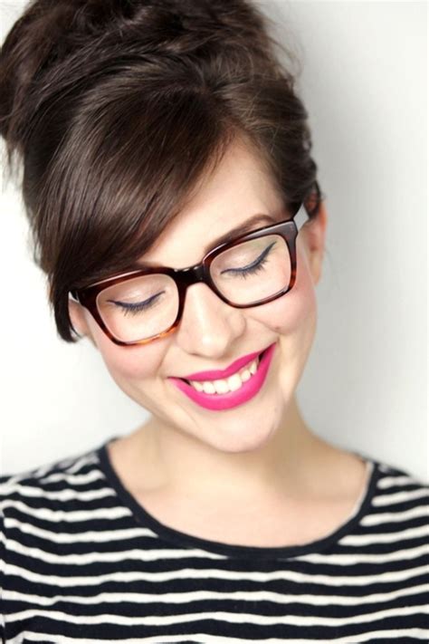 21 Makeup Tricks For Eyeglass Wearing Girls Glasses Makeup