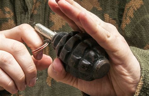 rucna bomba military shop  prodaja opreme  odece