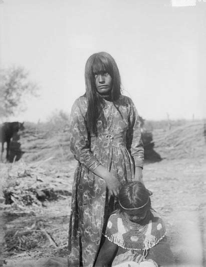 Cocopah Woman And Daughter 1900 Native American Pictures Native