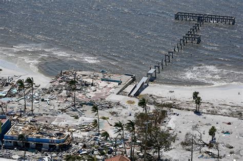 hurricane ian aftermath annotated maps detail destruction  florida