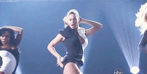 Beyoncé S Absolute Best Dance Moves Barnorama