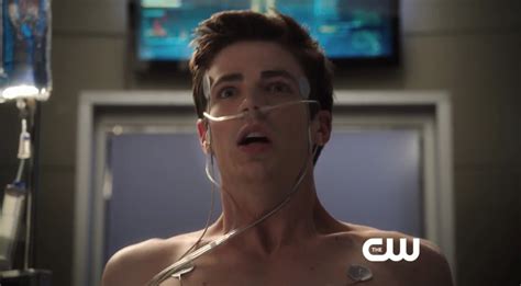 The Stars Come Out To Play Grant Gustin Shirtless In The Flash
