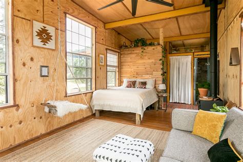 grid cabin   texas hill country posted  marlena jarjoura dwell