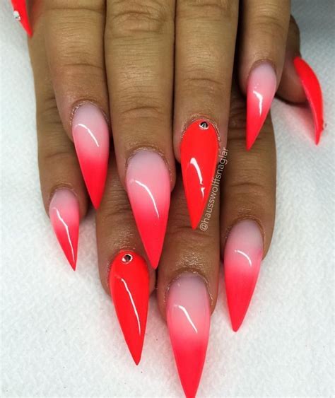 best 10 red stiletto nails ideas on pinterest almond nails red red nails and wedding