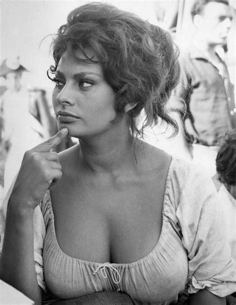 Fantasy Females Photo Sofia Loren Sophia Loren Images Sophia