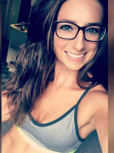 Wow This Smokeshow Math Teacher Was Arrested For Having