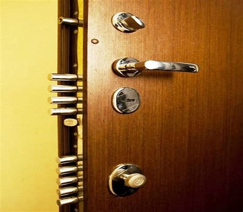 benefits  installing security doors  protecting  home top blogin