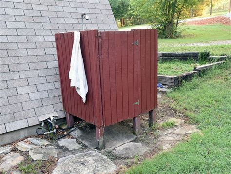 Outdoor Shower Adds To Cabin S Flair