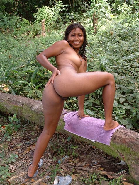 srilanka girl pusy nude photos