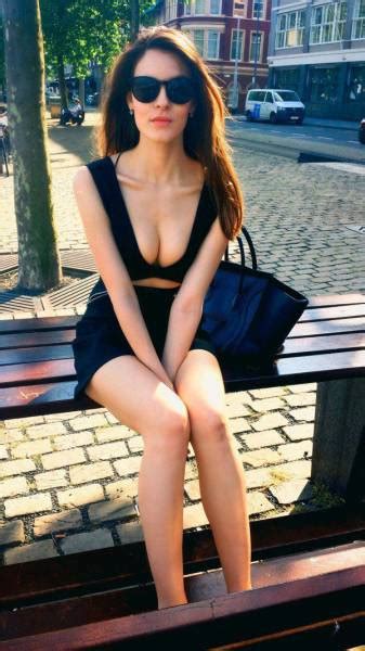 Beautiful And Sexy Babes Spotted In The Street 42 Pics