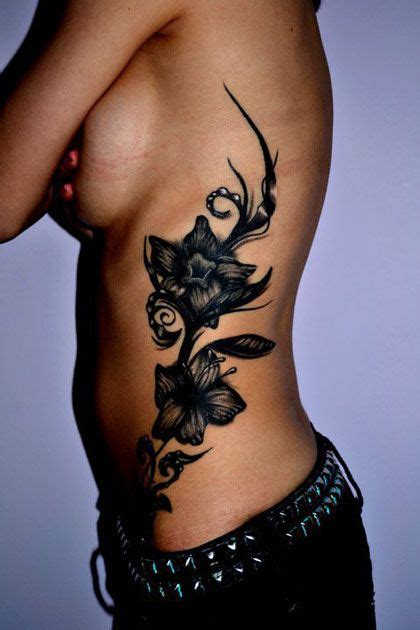 Tatuajes De Flores Para Mujeres Ideas Y Fotografías