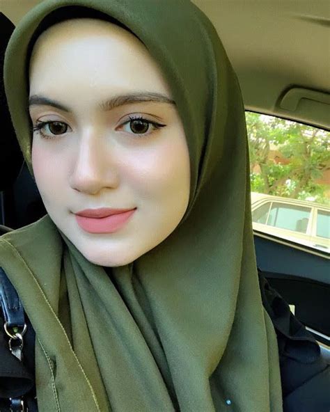 Malay Beautiful Hijaber Asyiqin Khairi Cute Pemuja Wanita Di 2020