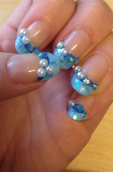 blue ocean nails pearls glitter blue nailart