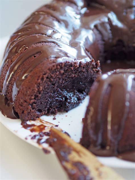 baking super indulgent melting middle chocolate bundt cake laura