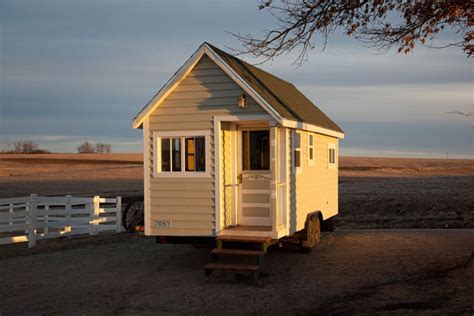 tips  create spacious impression  small mobile house home decor report