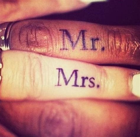 18 of the best wedding ring tattoos for couples wow amazing