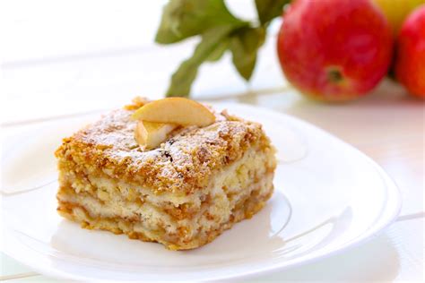 jednoduchy vrstveny jablkovy kolac  skoricou  jedneho plechu ktory urobite aj pocas varenia