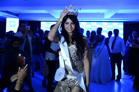 india s first trans queen beauty pageant held in guru gram miss kolkata nitasha declared winner