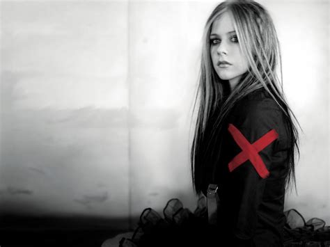 avril lavigne black and white wallpapers full hd pictures