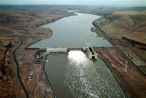 report touting benefits  snake river dam removal stirs controversy