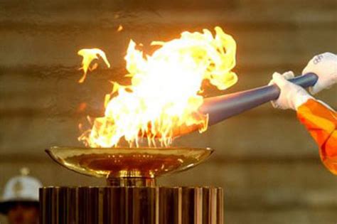 follow  olympic torch london evening standard evening standard
