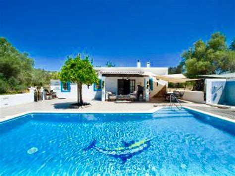 Little Cozy House With Big Pool 10×5 In Ibiza For 2