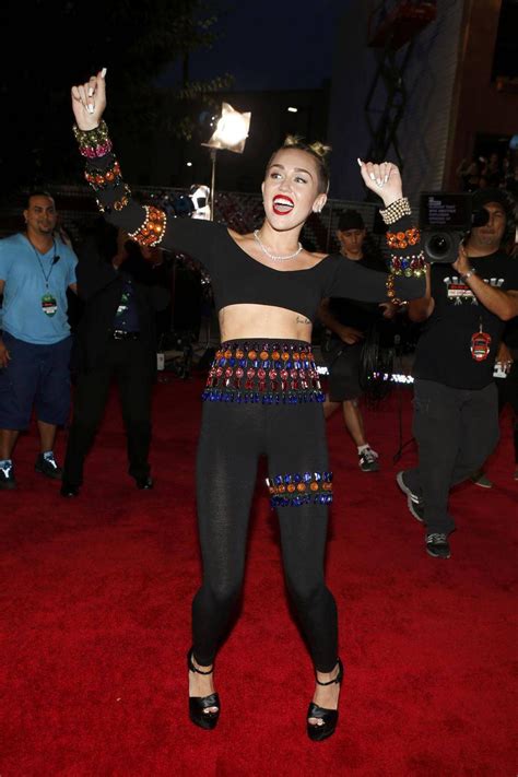 celebrity photos of the week miley cyrus s problems are our problems