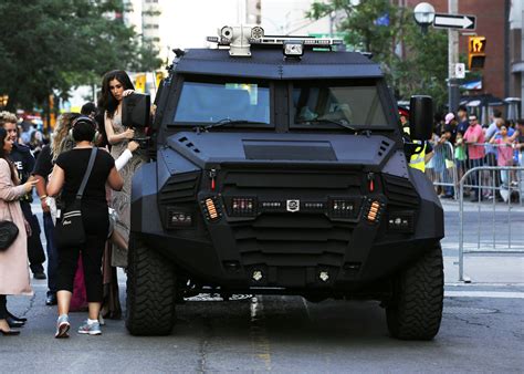 inkas sentry steals  show     video awards inkas armored vehicles
