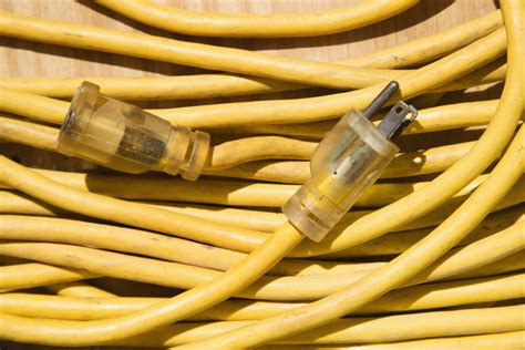 selecting  proper electrical extension cord  islands home inspections