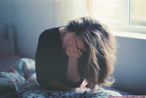 sad girl broken heart cry bed images