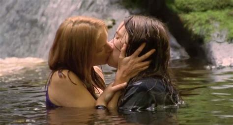emily blunt and natalie press lesbian kiss from my summer of love scandalpost