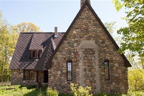 nice cobblestone cottage tudor house tudor cottage storybook cottage