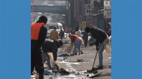 stepping  south african community members clean   days