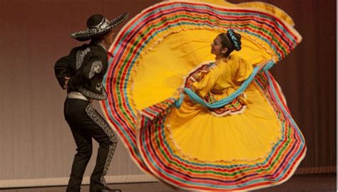 Regions Ballet Folklorico Uiuc