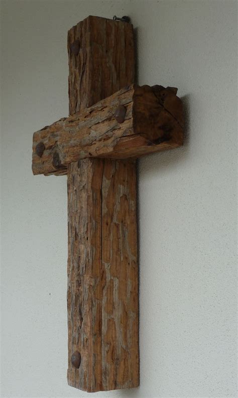 cruz de madera cruz rustica cruces decorativas