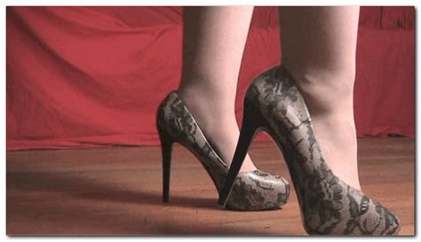 nylon obsession elizabeth andrews well worn high heels on display hd