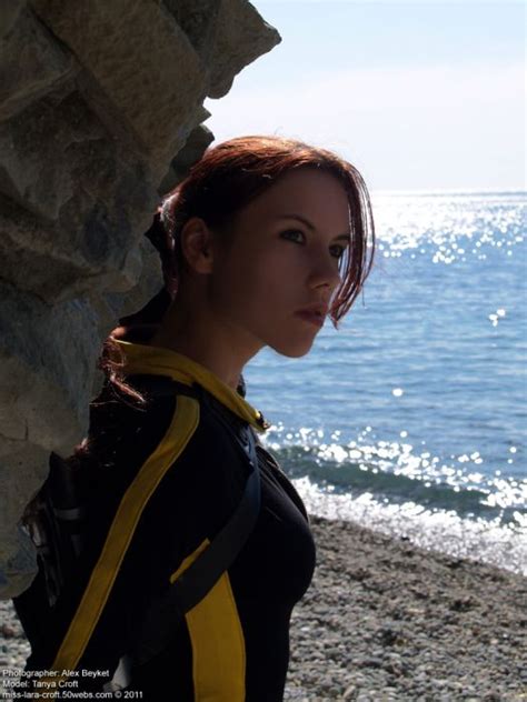 Tomb Raider Underwater Cosplay 38 Pics