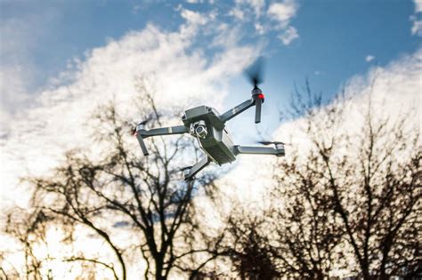 dji aeroscope   invisible license plate    drones   limits